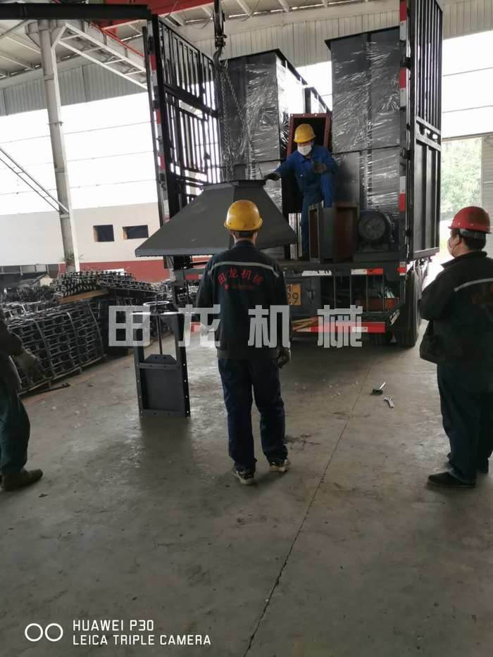 �h(hu��n)������C