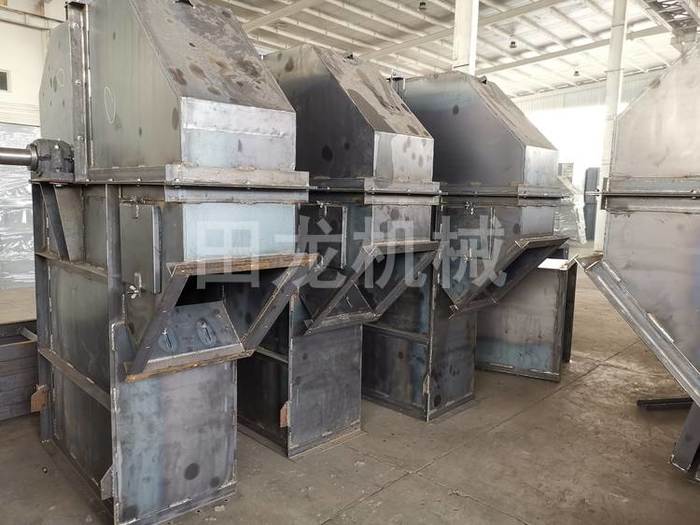 ��������C�S��