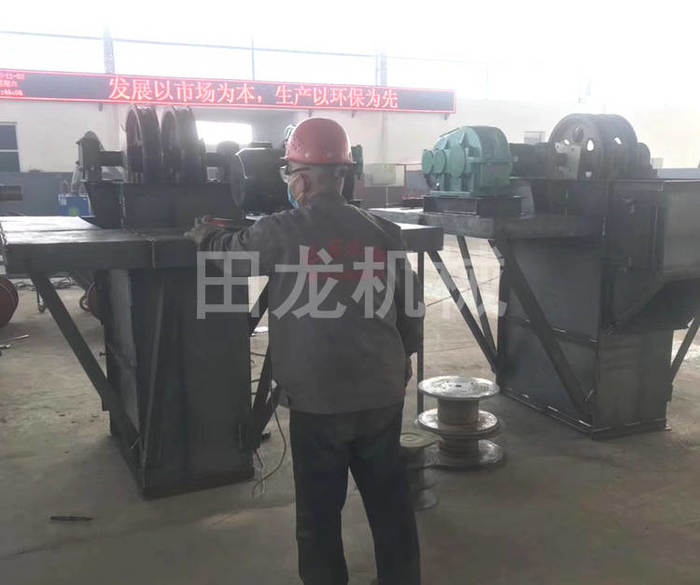 D�������C